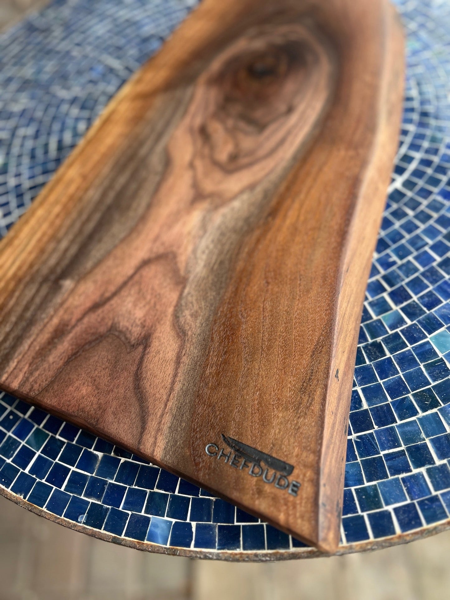 Black Walnut Charcuterie Board with Unique Ring Handle - Chefdude Boards