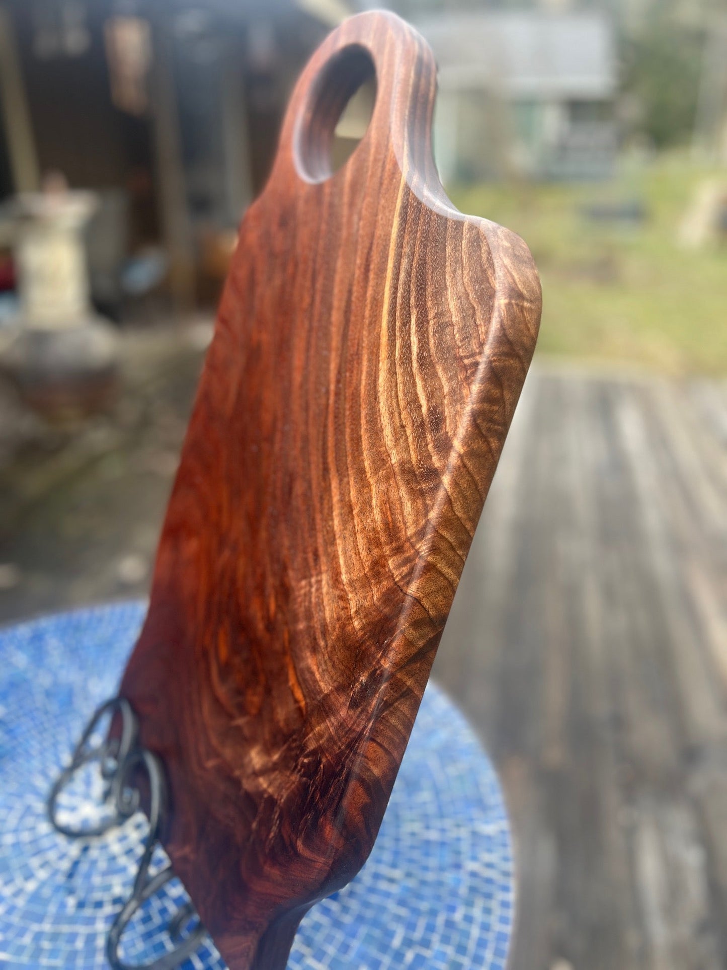 Hefty Figured Walnut Charcuterie Board - Chefdude Boards