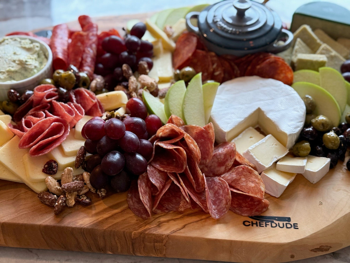 Stunning Live - Edge Olive Wood Charcuterie Board - Large - Chefdude Boards