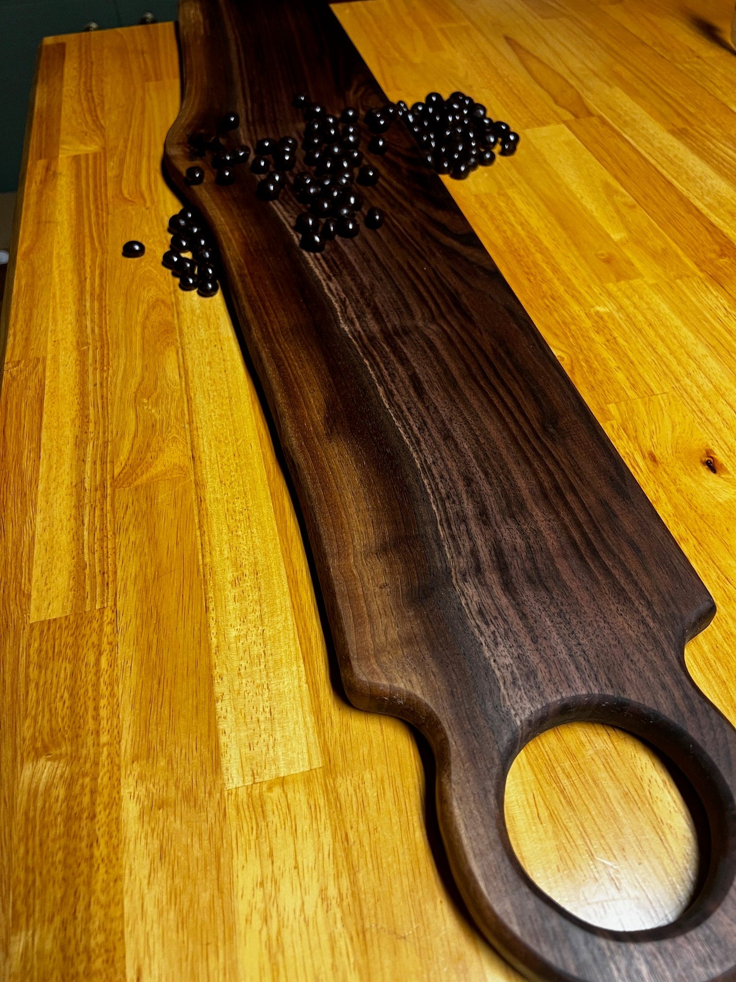 The Entertainer — Extra - Long Black Walnut Charcuterie Board - Chefdude Boards