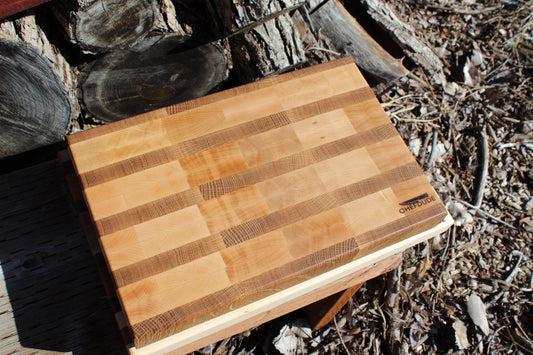 Durable End-Cut White Oak and Maple Cutting Board A