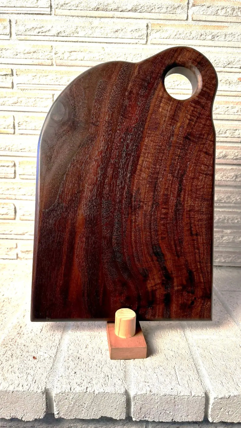 Oregon Black Walnut Board with Sloped Shoulder