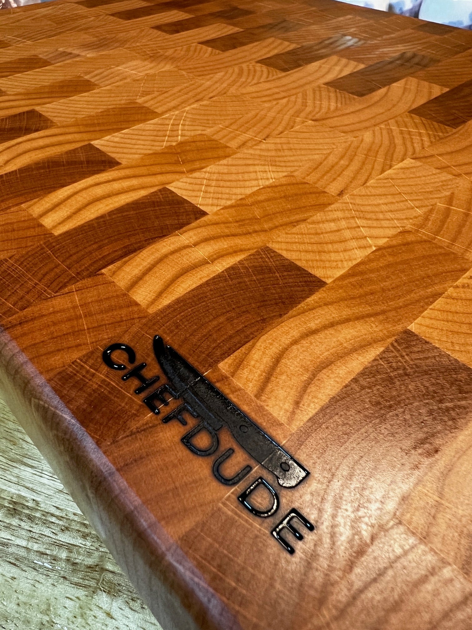 Alder Wood Chopping Block - Chefdude Boards
