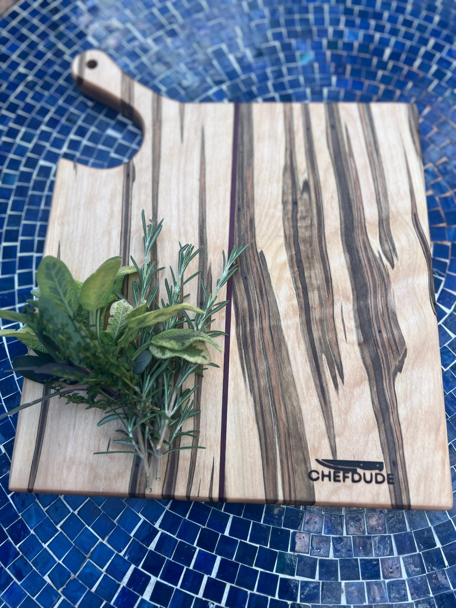 Ambrosia Maple Cutting Board with Handle - Chefdude Boards
