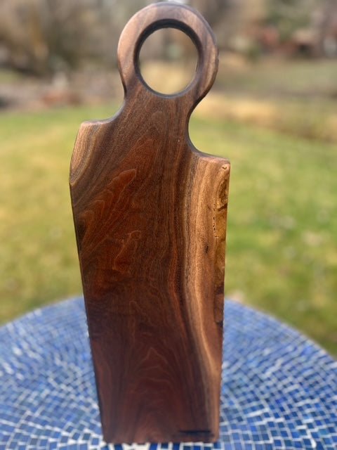 Black Walnut Charcuterie Board with Large Circle Handle - Chefdude Boards