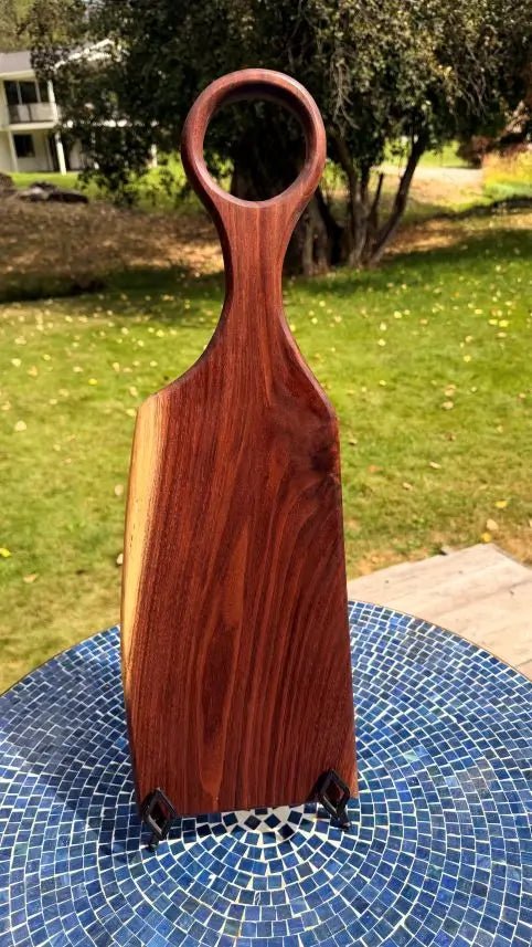 Black Walnut Live Edge Serving Board with Ring Handle - Chefdude Boards