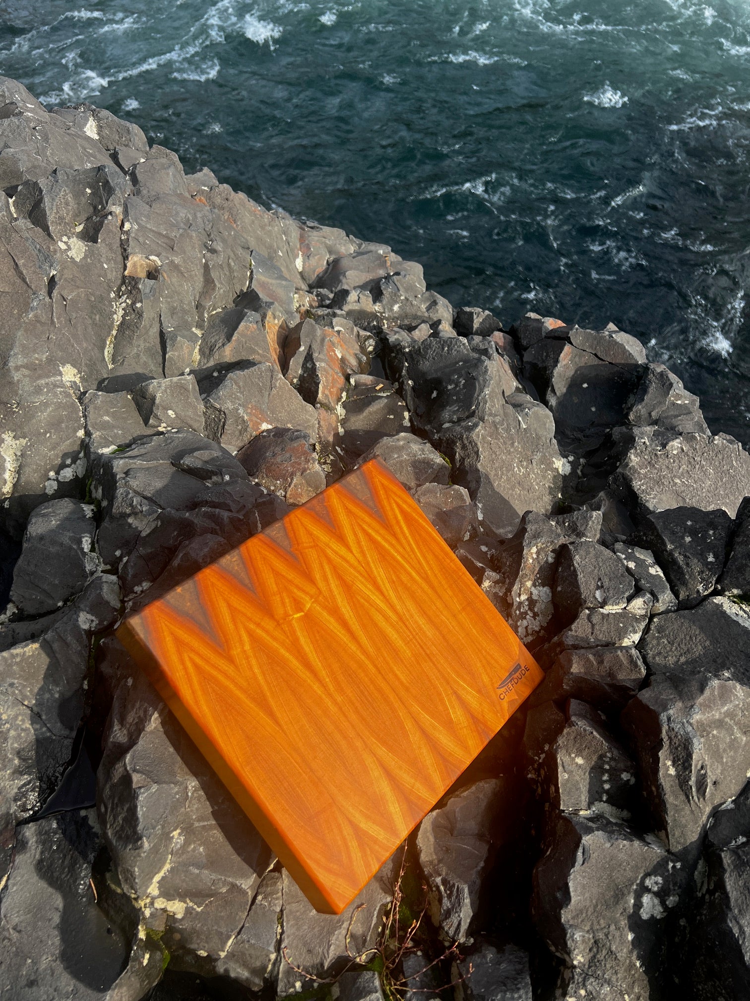 End - Grain Osage Orange Chopping Block with Cathedral Pattern - Chefdude Boards