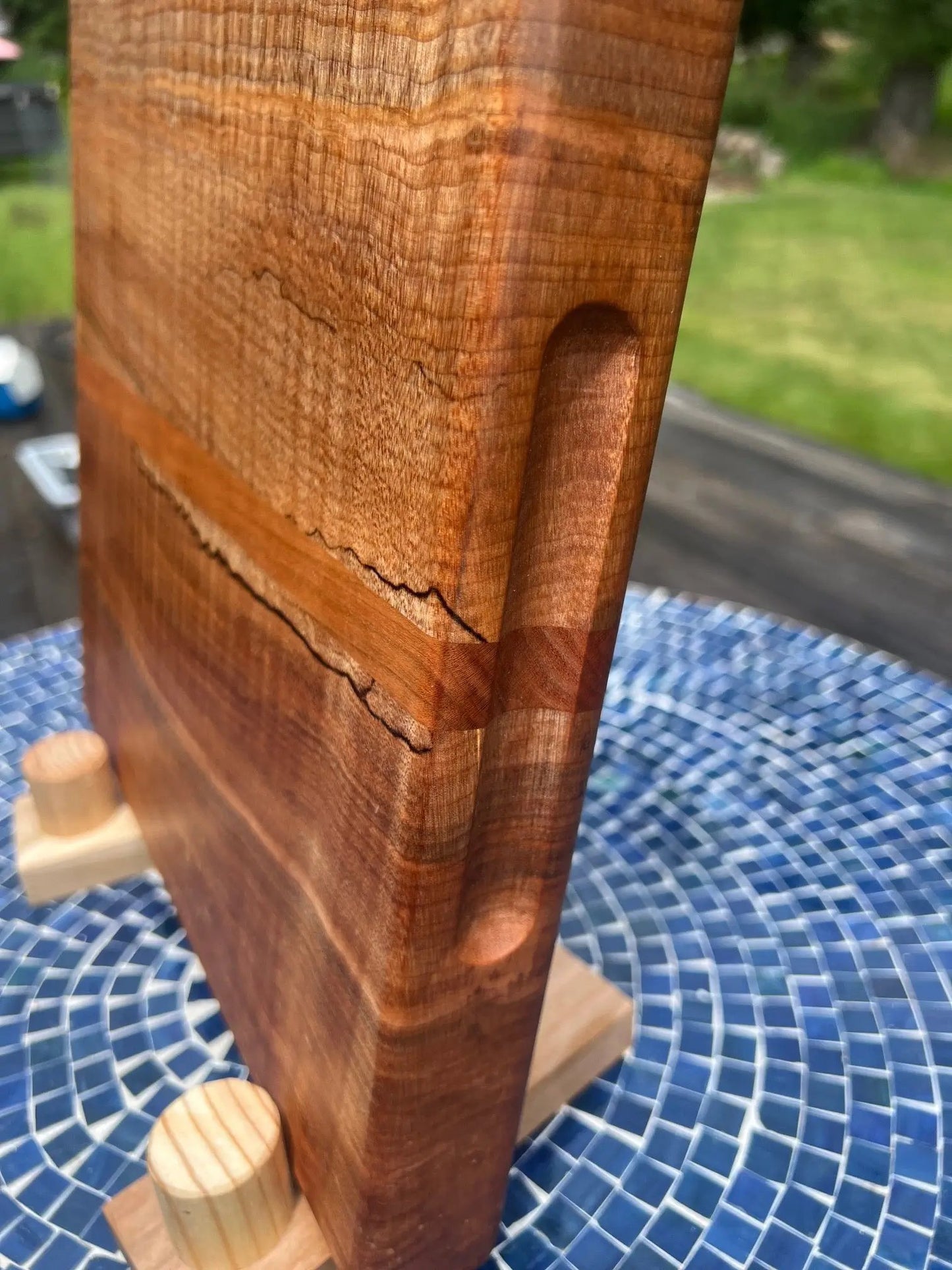 Figured Maple Block with Cherry Stripe - Chefdude Boards