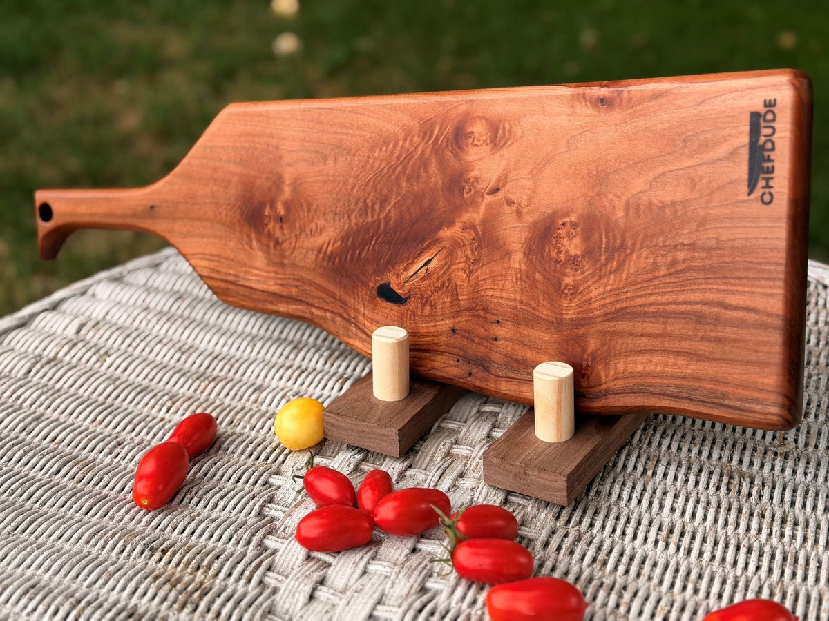 Figured Maple Charcuterie Board with Long Handle — 22.5" - Chefdude Boards