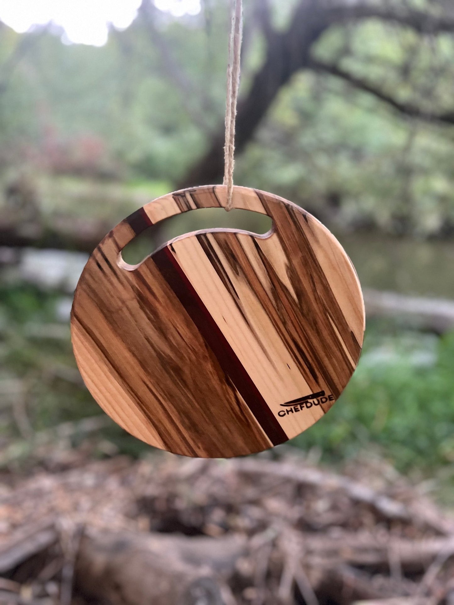 Handcrafted 10” Round Cutting Board – Ambrosia Maple with accents - Chefdude Boards