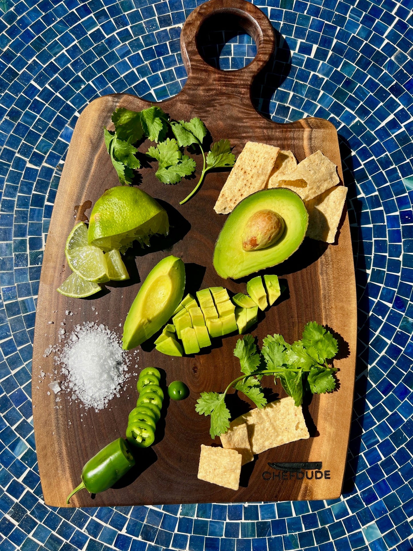 Large Rustic Walnut Cutting Board with Sapwood & Round Handle – Handmade Wooden Serving & Charcuterie Board - Chefdude Boards