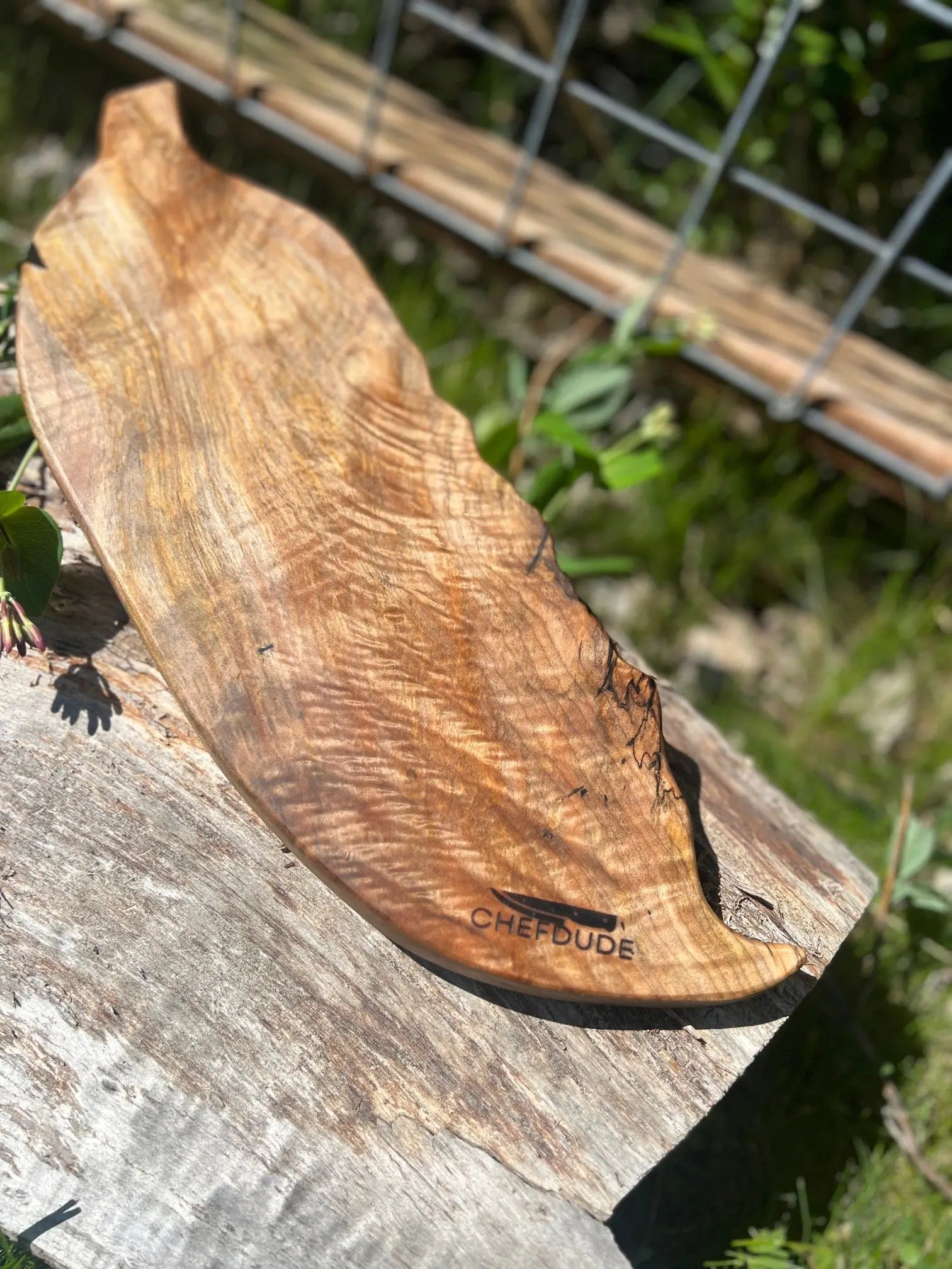 Leaf Study 13: Featherlike Figured Maple Leaf - Chefdude Boards