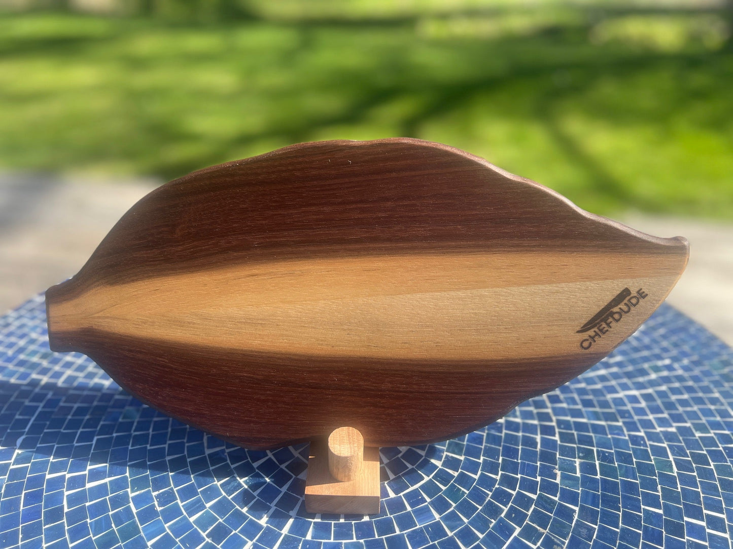 Leaf Study 2 - Walnut with Sap Wood - Chefdude Boards