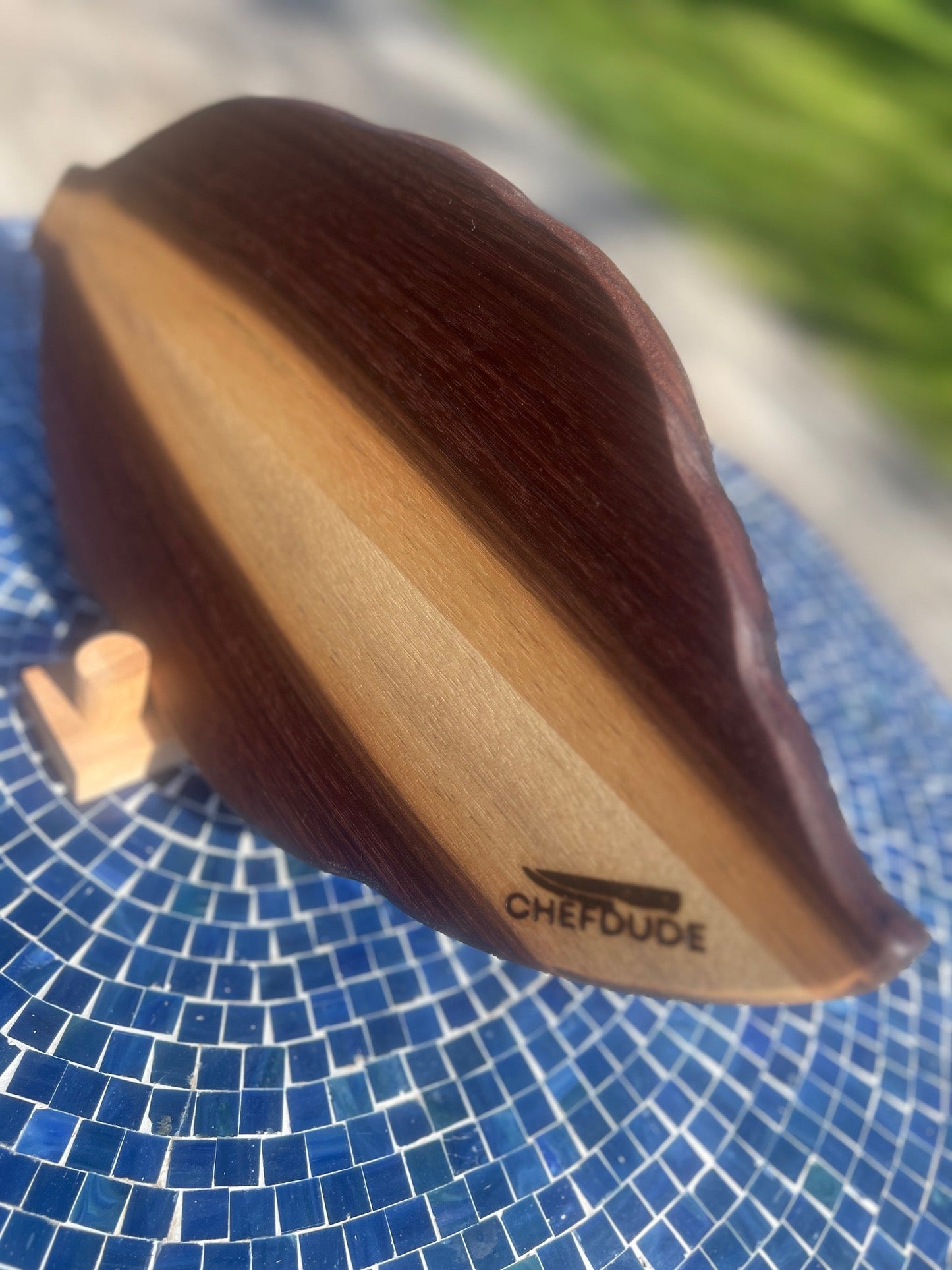 Leaf Study 2 - Walnut with Sap Wood - Chefdude Boards