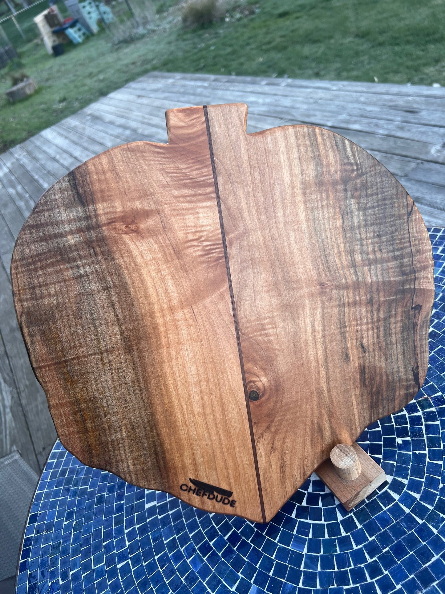 Leaf Study 4: Figured Maple with Walnut Vein - Chefdude Boards