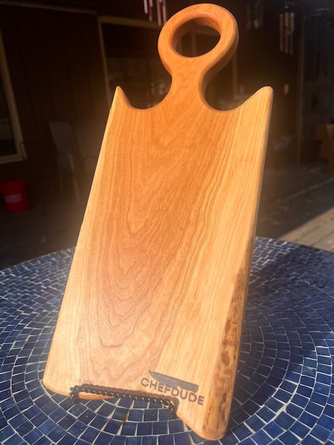 Live - Edge Cherry Cheese Board with Sap Wood & Ring Handle - Chefdude Boards