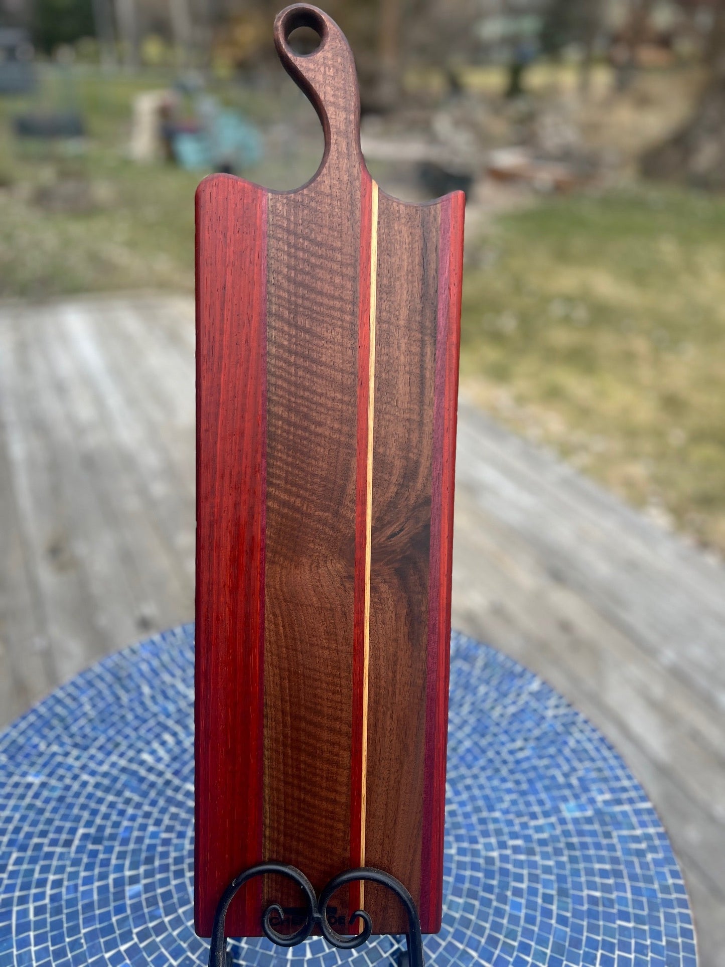 Luxury Walnut, Padauk & Purpleheart Serving Board with Curved Handle - Chefdude Boards