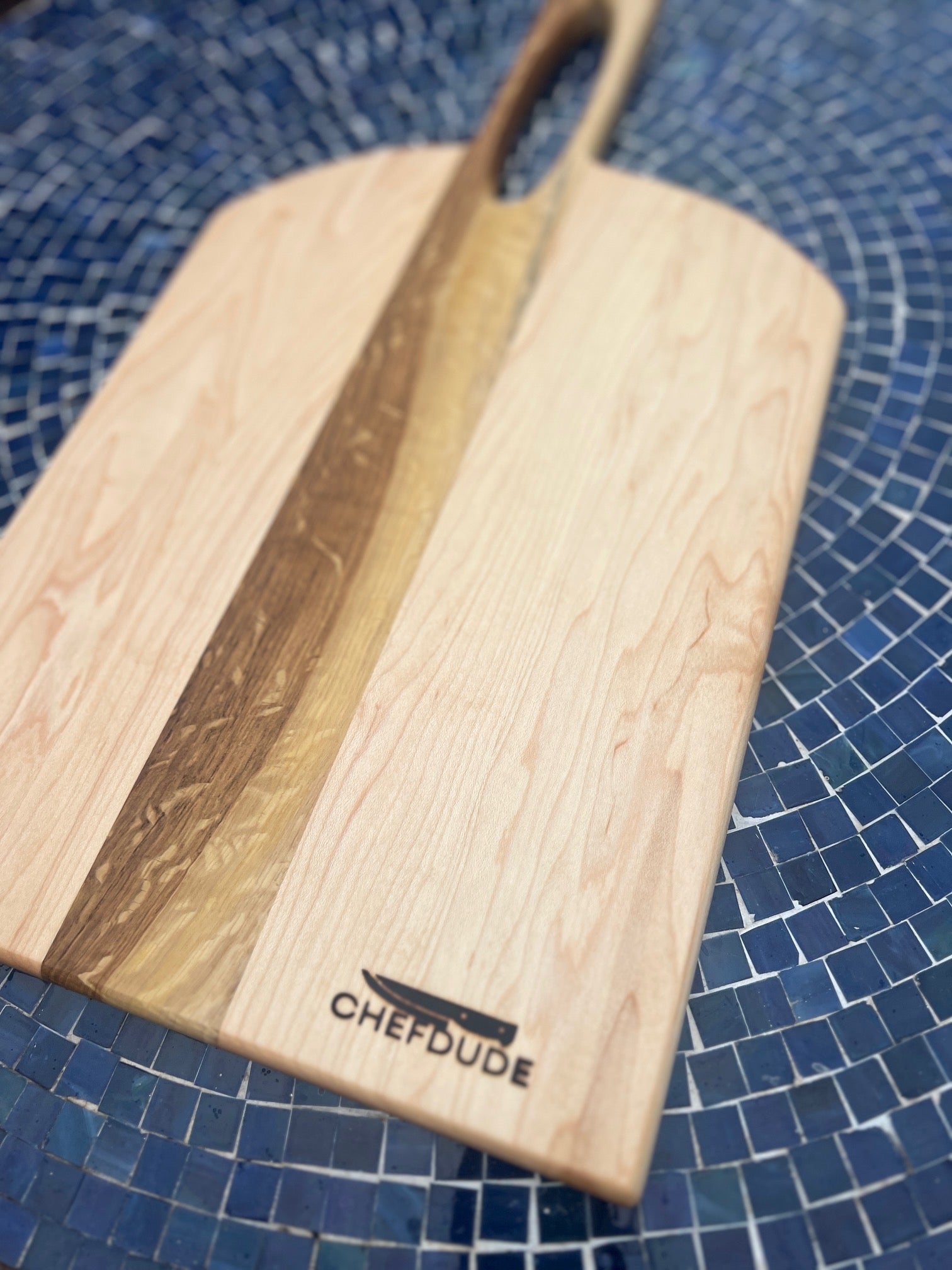 Maple & White Oak Bread Board with Distinctive Handle - Chefdude Boards