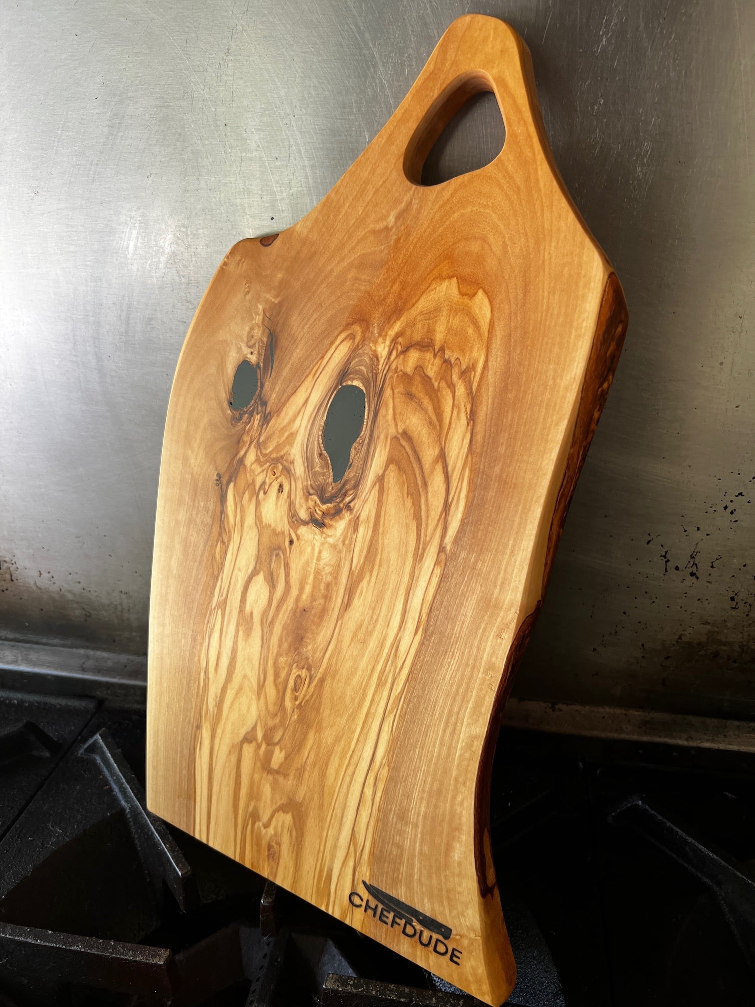 Olive Wood Charcuterie Board with Epoxy Resin - Chefdude Boards