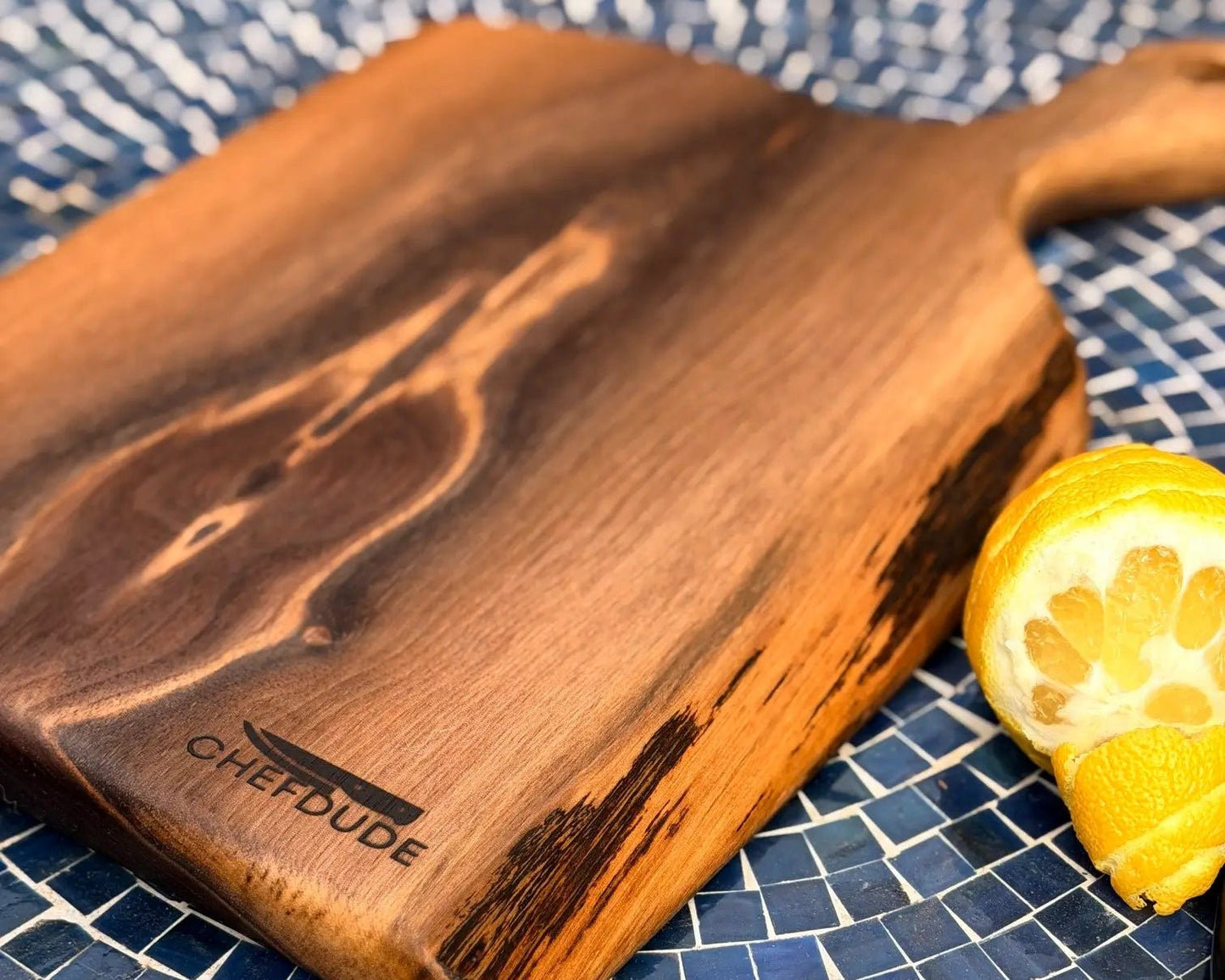 Oregon Black Walnut Live Edge Serving Board with Offset Handle — 14.75" - Chefdude Boards