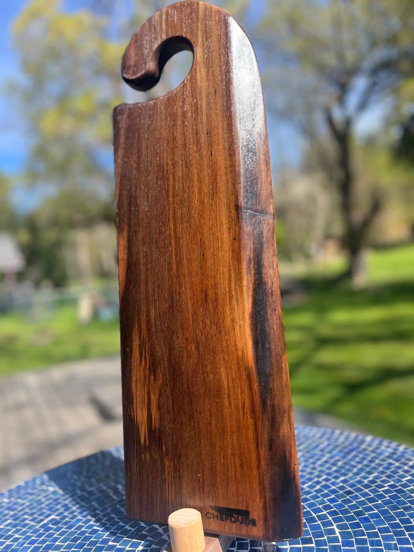 Oregon Black Walnut Serving Board with Gooseneck Handle - Chefdude Boards