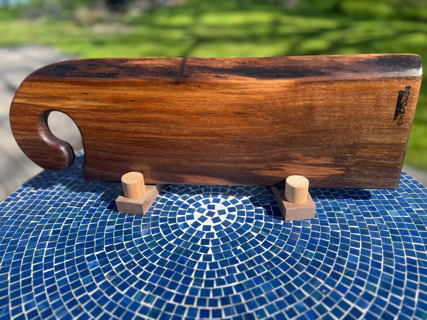 Oregon Black Walnut Serving Board with Gooseneck Handle - Chefdude Boards