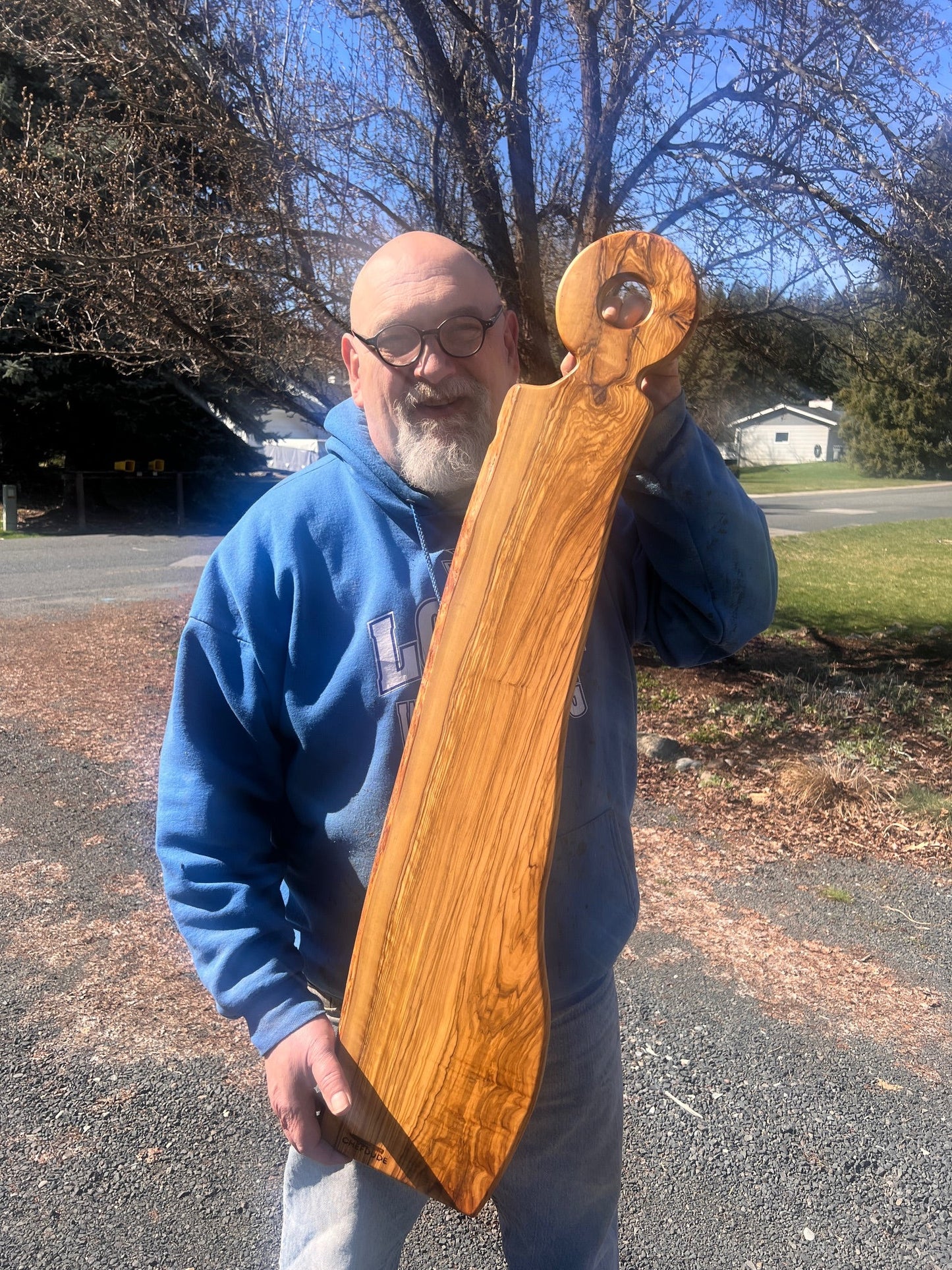 Signature Series: Long Olive Wood Charcuterie Board - Circle Handle - Chefdude Boards