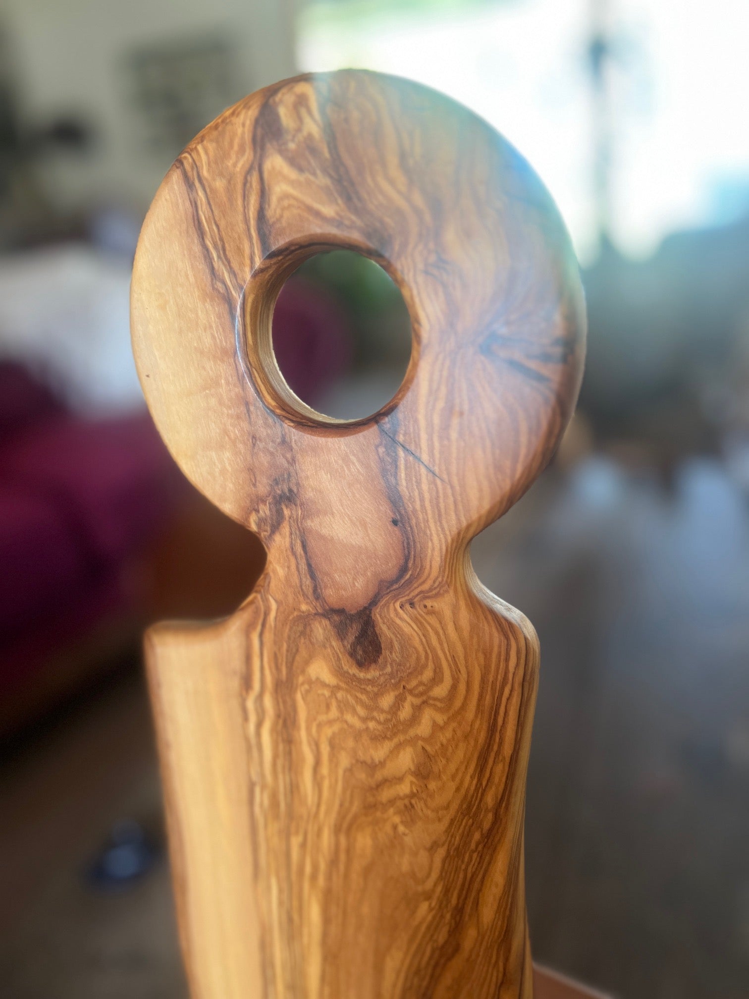 Signature Series: Long Olive Wood Charcuterie Board - Circle Handle - Chefdude Boards