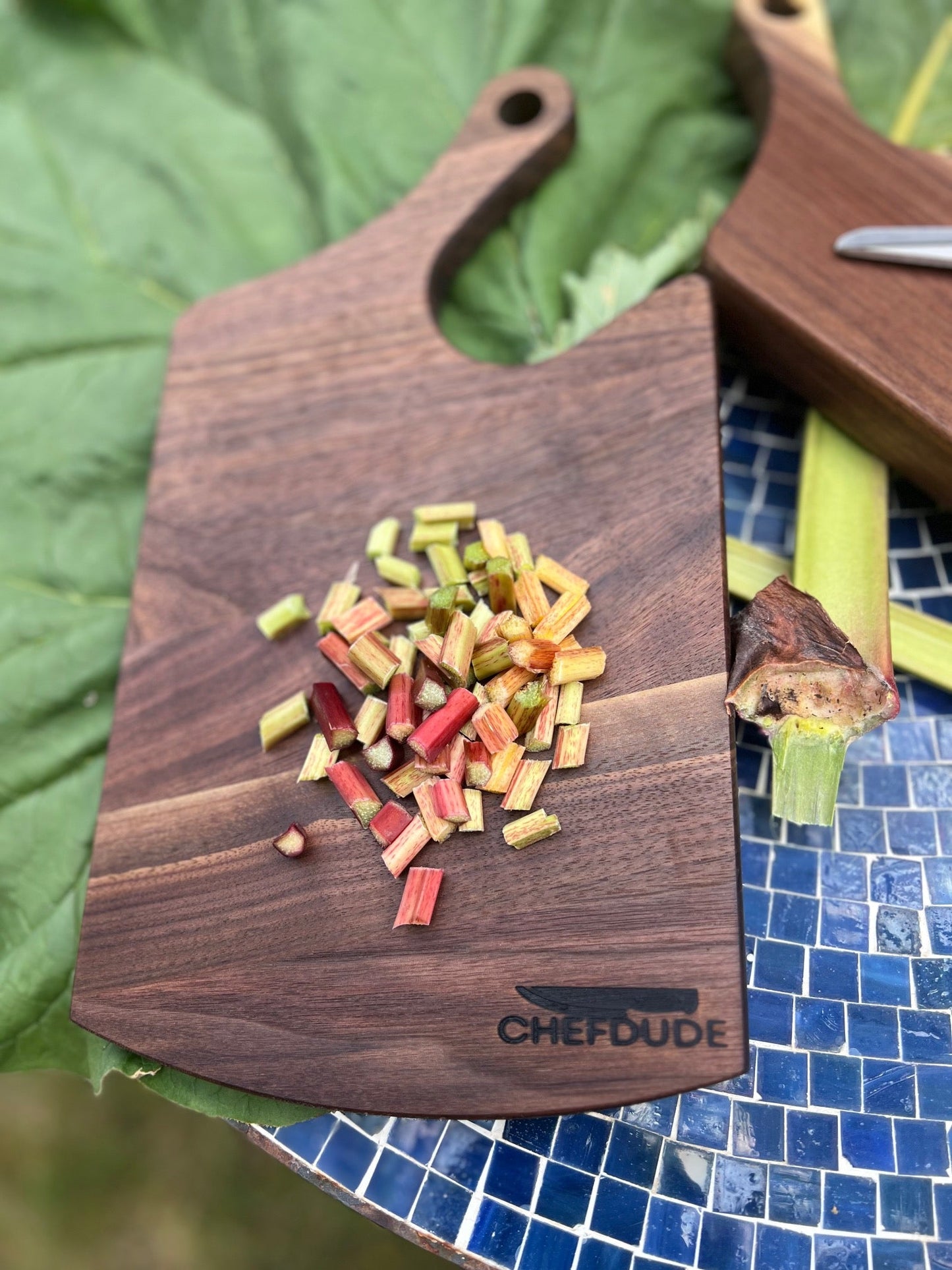 Small Rustic Walnut Cutting Board with Built - In Handle - Chefdude Boards