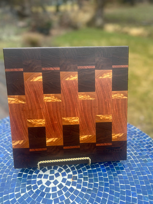 The Donna Board - walnut, cherry and olive wood chopping block - Chefdude Boards