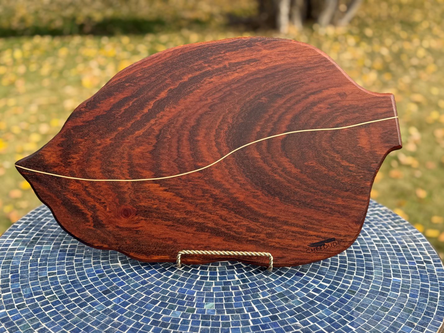 Tigerwood Leaf Serving Board – Maple Vein - Chefdude Boards
