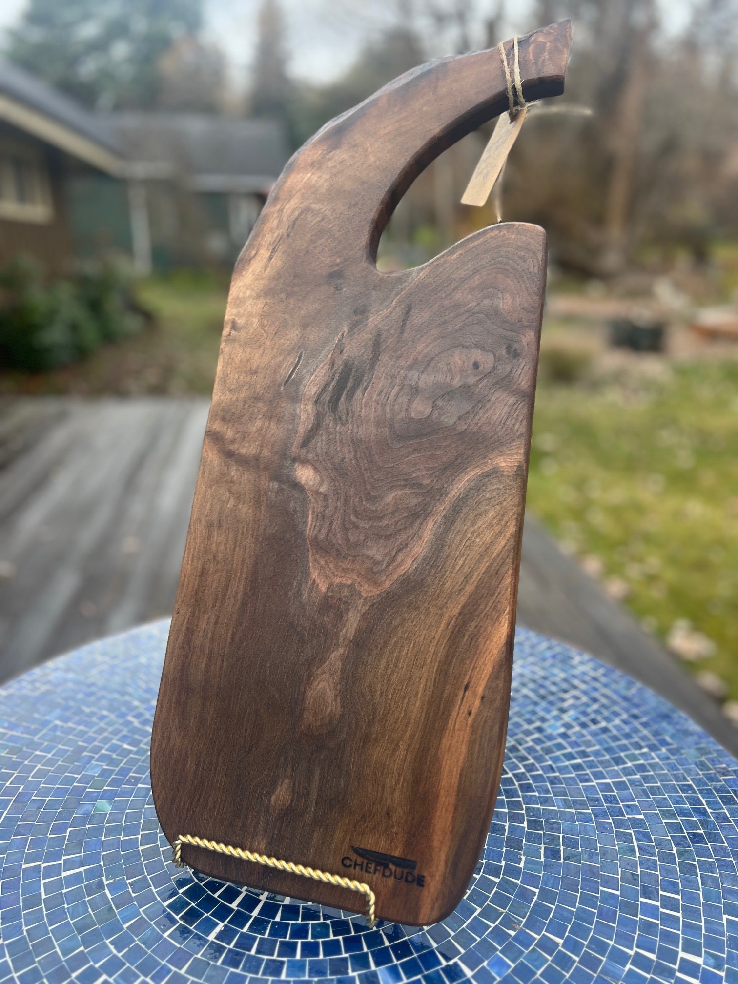 Uniquely - Shaped Black Walnut Board with Built - in Handle - Chefdude Boards
